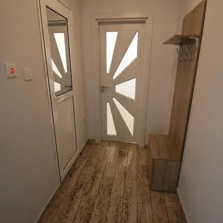 Happy Lazur Apartment